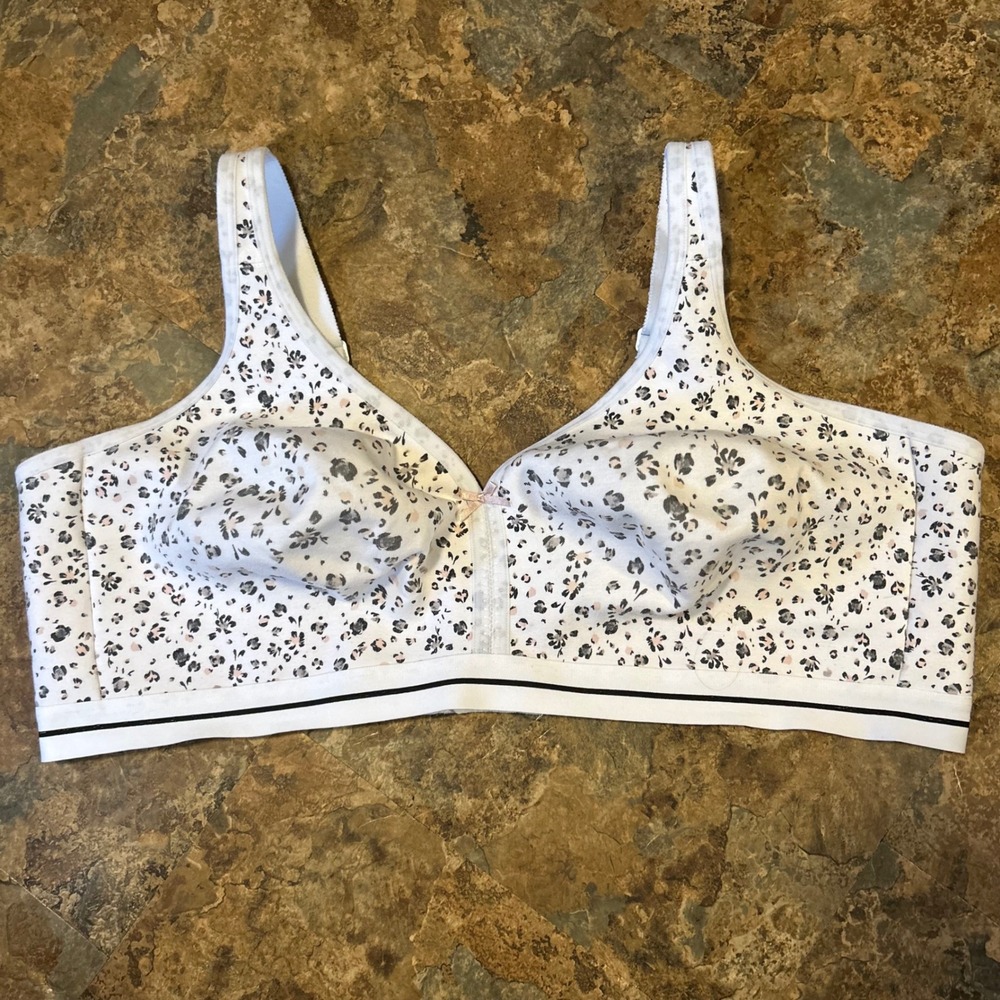 Cacique Unlined Full Coverage No Wire Bra Womens Size 48DD White Floral Wireless